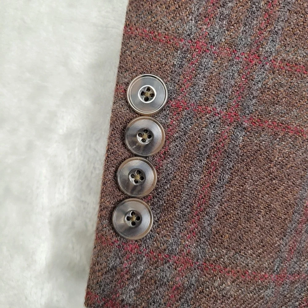 Jos A Bank 1905 Men's Blazer 42R Brown Red Plaid Wool Slim Fit Sport Coat Jacket